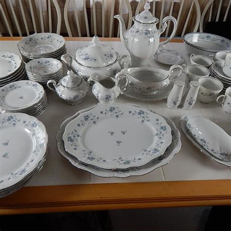 22 Apr 2006 ... ... Haviland china, Blue Garland pattern? I have been in love with this pattern since I was small, but have never been able to afford it. Thank ...