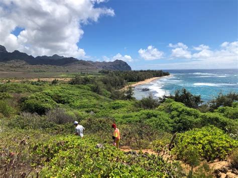 Hawaii’s Pacific pathways and winding trails offer plenty of free adventure