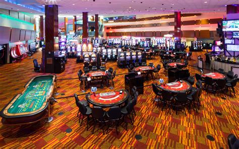 Hawaii casino. There are no land-based casinos in Hawaii, and the state does not permit any form of gambling whatsoever. This statement, unfortunately, means that there are no … 