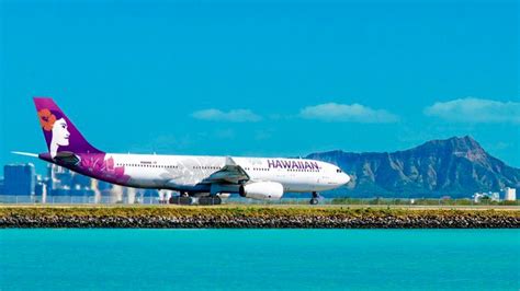 Hawaii interisland flights. And with Hawaiian Airlines—Hawaii’s leading local airline which offers a great selection of interisland flights—your trip to Kauai, Hawaii’s oldest island, will be fast and easy. ... Hawaiian Airlines offers numerous flights from HNL to LIH per day. What is the peak travel season for interisland flights to Kauai? 