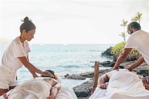 Our Honolulu day spa offers outdoor cabanas, steam rooms, whirlpool spa, showers and complementary aromatic tea. Hours of Operation. 10:00AM-6:00PM. Reservations. Reservations are required. Please visit our official website or call us. TEL: +1 (808)922-8200.. 
