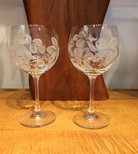 Hawaiian Etched Glass, Wine Glasses and Champagne …