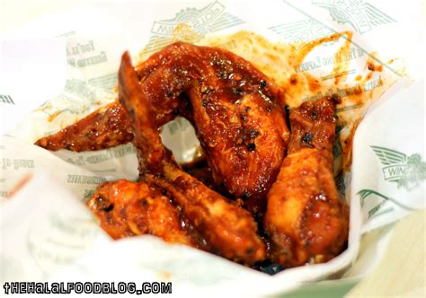 Hawaiian wings wingstop. Jul 6, 2023 · 13. Hickory Smoked BBQ. We usually favor a hickory barbecue quite strongly, but this seems to be coming in from a different place entirely. Nobody's upset, but … 