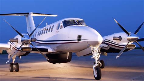 Hawker Beechcraft Beech King Air 350 - Aerospace …