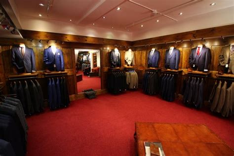 Hawkes Bespoke Outfitters (@hawkesbespokeoutfitters)