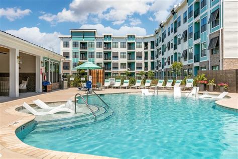 Hawthorne at oleander. Dec 25, 2023 · A epIQ Rating. Read 131 reviews of Hawthorne at Oleander in Wilmington, NC with price and availability. Find the best-rated apartments in Wilmington, NC. 