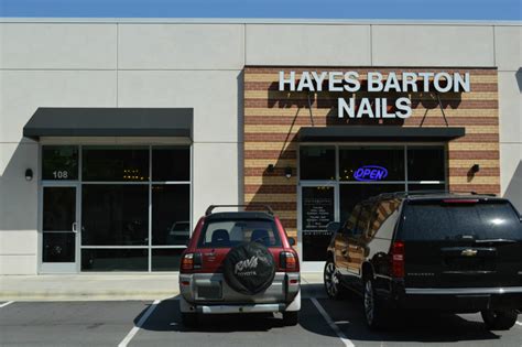 Hayes barton nails raleigh nc. In the Hayes Barton neighborhood in Raleigh, NC, residents most commonly identify their ethnicity or ancestry as English (39.6%). There are also a number of people of Irish ancestry (16.3%), and residents who report German roots (10.8%), and some of the residents are also of Scottish ancestry (4.3%), along with some Scots-Irish ancestry ... 