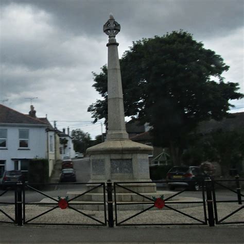 Hayle War Memorial - de.maps.me