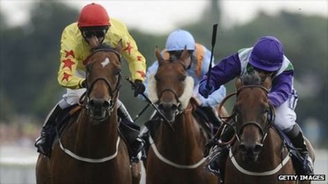 Hayley Turner wins Nunthorpe Stakes on Margot Did - BBC Sport