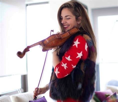 Haylie Ecker was born