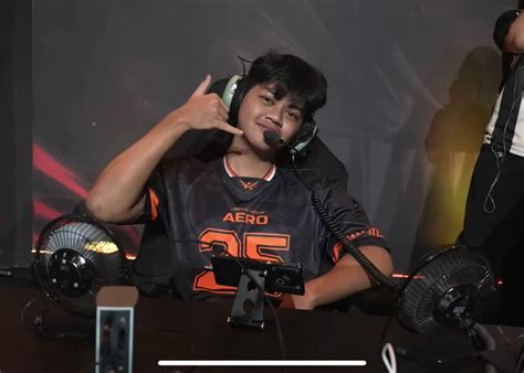 Profile picture of Hazle Rowe