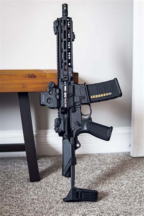 Hbpdw. Designed by Q®, the HBPDW™ is the adaptation of the iconic Honey Badger™ Pistol Stabilizing Brace® for the AR-15 lower receiver. Lighter and shorter, the HBPDW is the … 