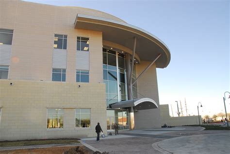 Hcc stafford learning hub. Since 1992, Houston Community College Northeast (HCC Northeast) has experienced unprecedented enrollment and opened multiple campuses within its service area. The entire HCC Northeast service area encompasses 124.6 square miles and serves residents living within the north and east sectors of the Houston Independent School District. 