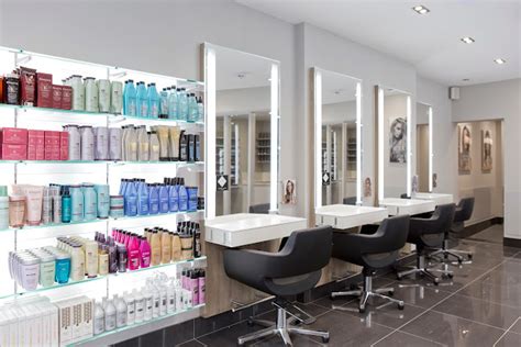 Headmasters Raynes Park Hair Salon in Raynes Park, London