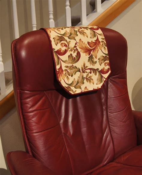 About this item [FURNITURE PROTECTOR]: the Scratch resistant recliner headrest cover measures approx 16 x 27 inches, and the size is moderate, suitable for placing on sofas, recliners and furniture. recliner chair covers made of 100% durable faux leather polyester material, these sofas headrest slipcovers are breathable and reliable, have no bad smell, not easy to break or deform, wear ....