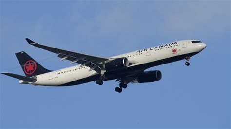 Health agency probing Air Canada vomit incident