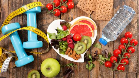 Health life. The start of a new decade brings with it new resolutions to improve one’s life, including a healthier lifestyle. Here are 20 practical health tips to help you start off towards healthy living in 2020. 1. Eat a … 