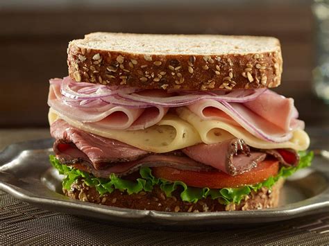 Healthiest sandwich meat. Opt for whole grain bread and skip the mayonnaise to keep it even healthier. 2. Turkey Breast: The Turkey Breast sandwich is another healthy option. Turkey is a lean protein and provides essential vitamins and minerals. Load up on veggies and choose whole grain bread to make it even more nutritious. 3. 