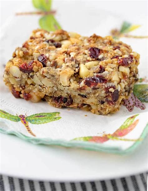 Healthy Snack Bars with Fruit and Nuts - Panning …