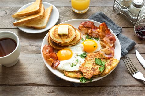 Breakfast is regarded as the most important meal of the day. However, sometimes you’re in a hurry and don’t have time to cook breakfast. Luckily, there’s fast food. However, not al.... 