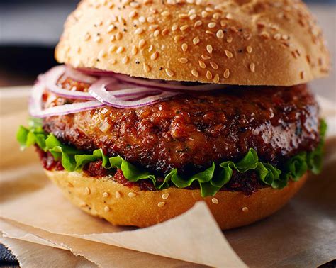Healthy burger. There’s just one thing wrong about enjoying a meaty, juicy burger – it’s not that good for you. But it doesn’t have to be that way. You can make a burger that is both, delicious and healthy. You just need to know how. The following 22 healthy burger recipes tick all the boxes. 