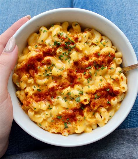 Healthy mac n cheese. 4. Published Oct 17, 2022, Updated Oct 03, 2023. Jump to Recipe. VG. This post may include affiliate links. Thank you for your support. This baked mac and cheese is made lighter with a combo of almond milk and vegetable broth and … 