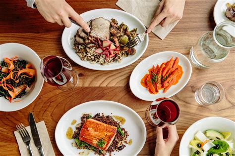 Healthy places to eat lunch near me. 23 Essential Brunch Spots in Houston. Flower Child gives new meaning to the term “power lunch,” with its menu of salads, bowls and wraps packed with super food ingredients like organic kale,... 