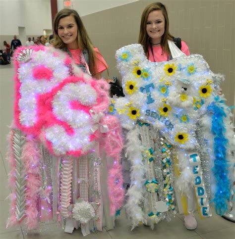 Hear Our Houston - Homecoming Mums