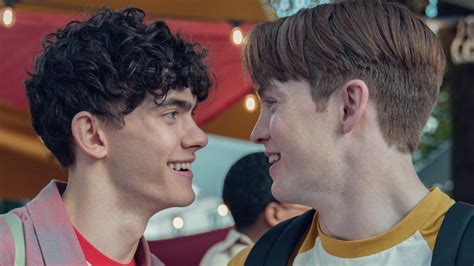 Heart stopper season 2. We recap the Netflix series Heartstopper Season 2? (Episodes 1-8), which contains spoilers as it details what happened. The coming-of-age romantic series Heartstopper is back for a second season with the highly anticipated return of our favorite new couple, Charlie and Nick.. The latest season of the series based on the Alice … 