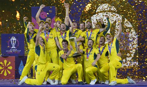 Heartbreak for Kohli and India as Australia wins Cricket World Cup for 6th time. Head hits 137