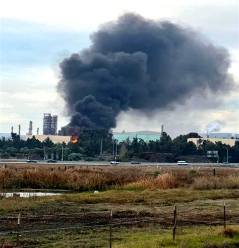 Heat from Martinez refinery flaring sparked fire, air officials say