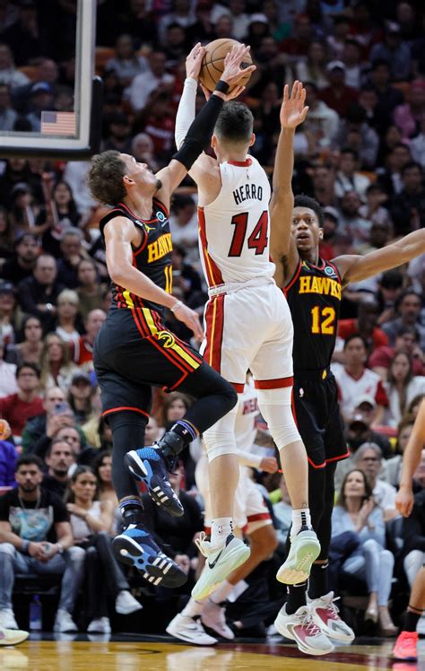 Heat shrink in 116-105 loss to Hawks, now with all-or-nothing Friday game to salvage season