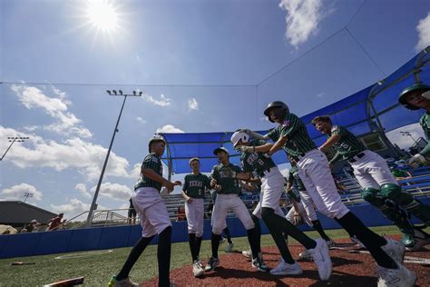 Heat wave tests stamina, resourcefulness at major Southern youth baseball event