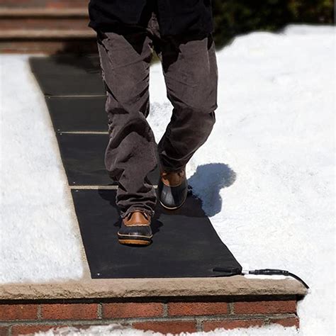Heated snow and ice melting driveway mat. Step 1: Measure Your Space Create a snow-free path by choosing and measuring the space. Step 2: Choose Your Mats We have mats designed for stairs, walkways, entryways, mobility ramps, and driveways that can fit any home. A watertight plug & socket system connects Walkway Mats and Stair Mats together to create a continuous snow-free path. 