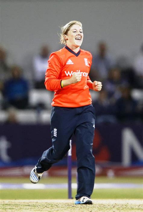 Heather Knight (Cricketer) Height, Weight, Age, …