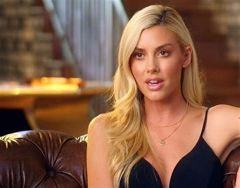 Heather rae young plastic surgery. Also on the show, Heather Rae Young, 34, who tied the knot with Tarek El Moussa, 40, in Santa Barbara in October, confirmed she dated Peter as well, albeit briefly. “It wasn’t even a boyfriend, it was so short-lived,” she said. As for why Emma and Peter split, a rep for Emma told Page Six, “There wasn’t any drama… It just wasn’t a ... 