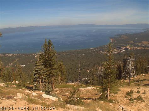 Here are some of the most popular webcams in the area. Table of Contents. 1. Heavenly Ski Resort Webcam; 2. Sierra-at-Tahoe Webcam; 3.