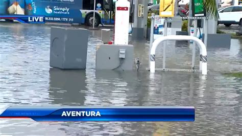 Heavy downpours cause flooding in Aventura