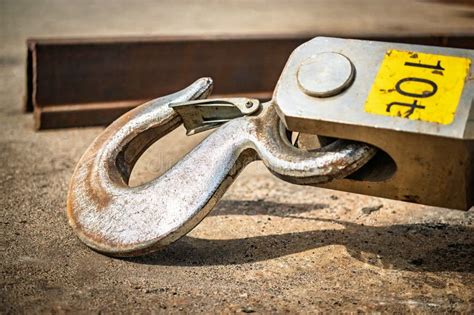 Heavy duties meaning.  designed for heavy work designed for ease of movement or to carr...