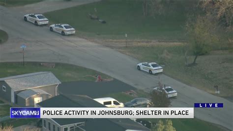 Heavy police activity in Johnsburg, residents asked to shelter in place; Dist. 12 schools closed Wednesday