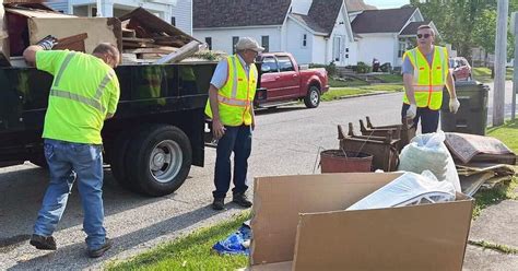 Heavy trash pickup greensburg indiana. Republic Services 