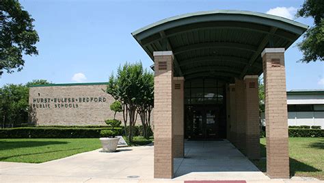 Hurst-Euless-Bedford Independent School District is a top rated, public school district located in BEDFORD, TX. It has 22,947 students in grades PK, K-12 with a student-teacher ratio of 18 to 1. According to state test scores, 47% of students are at least proficient in math and 50% in reading. hebisd.edu. (817) 283-4461.. 