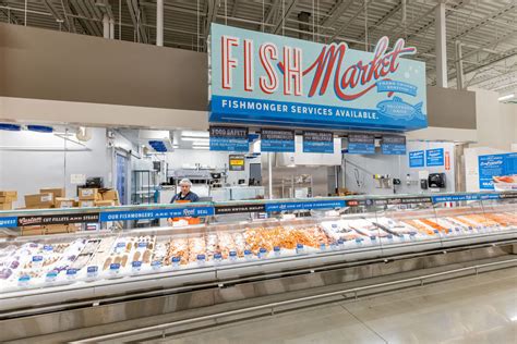 Heb nutty brown pharmacy. On Wednesday morning, the Nutty Brown H-E-B officially opened its doors to the public. Construction began in April 2022 on the new 103,000-square-foot store, which is located on where the Nutty ... 