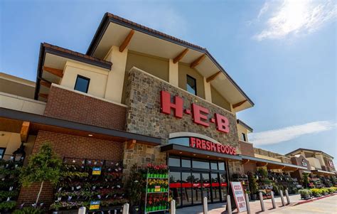 Heb pharmacy georgetown tx. Georgetown, TX 78628 Open until 11:00 PM. Hours. Sun 6:00 AM ... H-E-B customers have come to love and expect, including convenient curbside pickup & grocery delivery, a full-service H-E-B Pharmacy with a drive-thru, scratch bakery, Blooms floral shop, and much more. See you soon! 