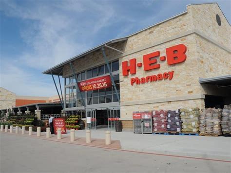 Heb Pharmacy #774 (H-E-B, LP) is a Community/Retail Pharm