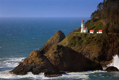 Heceta head lighthouse florence or. The loop hike along Hobbit Beach to Heceta Head and then back via China Creek (not a GPS track) (bobcat) Courtesy: Caltopo/MapBuilder Topo. Start point: Washburne State Park Trailhead. End point: Heceta Head Lighthouse. Hike type: Reverse lollipop. Distance: 6.6 miles. 