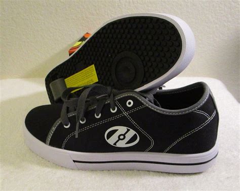 Heelys Mens Canvas Low Top Black Gray Skate Wheeled Shoes