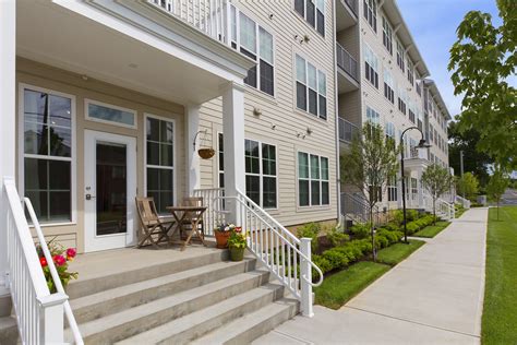 Heirloom flats bloomfield ct. 1-3 Beds. (860) 764-2616. 200 Hopmeadow St Unit AP-5-17.546462. Simsbury, CT 06089. Apartment for Rent. $2,967/mo. 2 Beds, 2 Baths. Rentals Near Bloomfield, CT. We found 19 more rentals matching your search near Bloomfield, CT. 