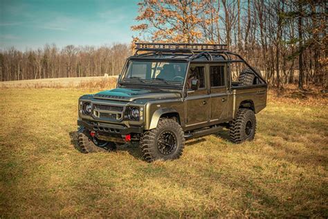 Helderburg restores and reimagines Land Rover Defenders that are 25+ years old and older at the direction of its clients. Helderburg does not manufacture automobiles. Helderburg is not sponsored, associated, approved, endorsed nor, in any way, affiliated with Jaguar Land Rover Limited.. 