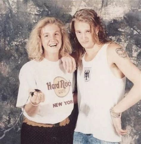 Helen woolley layne staley daughter. This photo was obviously taken in 94/95. Layne Staley of Alice In Chains was also a frequent heroin user/addict at the time of Cobains death, and Love reportedly tried to track him down soon after to see if he knew anything about the tragedy. 
